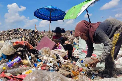Kisah Pemulung Puluhan Tahun Mengais Rezeki dari Sampah, Kadang Hanya Cukup Beli Beras 1 Kg 