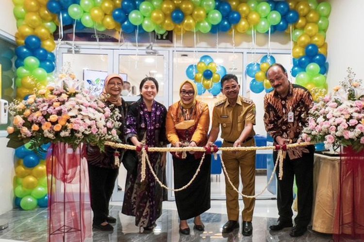Mayapada Hospital Tangerang hadirkan layanan anyar radioterapi untuk pasien kanker di wilayah Tangerang dan Banten, Selasa (30/5/2023). Radioterapi merupakan salah satu metode terapi efektif untuk mengatasi kanker. Adapun radioterapi ini menggunakan sinar radiasi yang dapat menghancurkan atau menghambat sel-sel kanker. 