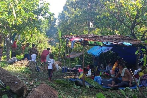Keluhan Pengungsi Gempa Maluku Tengah: Tak Ada MCK hingga Kesulitan Air Bersih