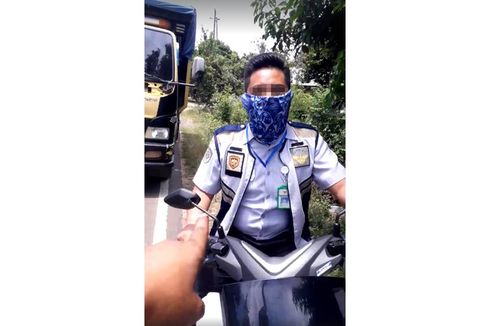 Video Viral Petugas Dishub di Kalteng Tak Gunakan Helm Hadang Truk