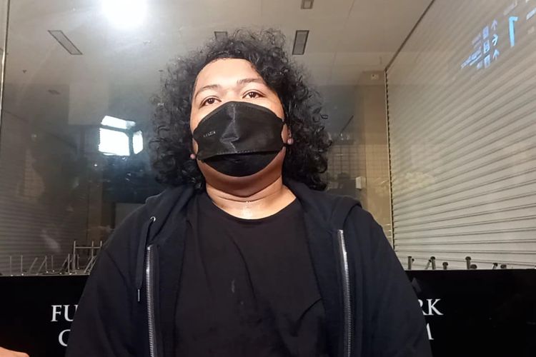 Komika Marshel Widianto menceritakan kenangan-kenangan terakhirnya bersama mendiang Laura Anna.