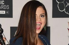 Selena Gomez Membalas Komentar