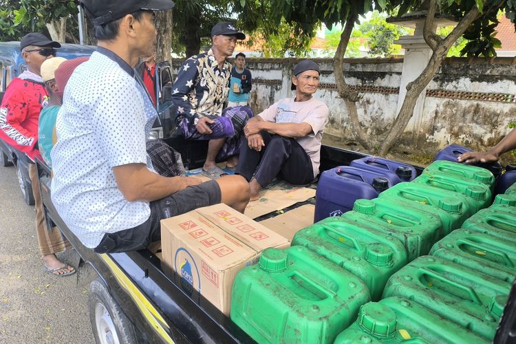 Tidak Dapat Solar Subsidi, Ratusan Nelayan 2 Desa di Pamekasan Tak Bisa Melaut