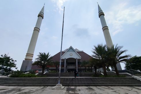 Masjid KH Hasyim Asy'ari, Masjid Raya Pertama di Jakarta Barat