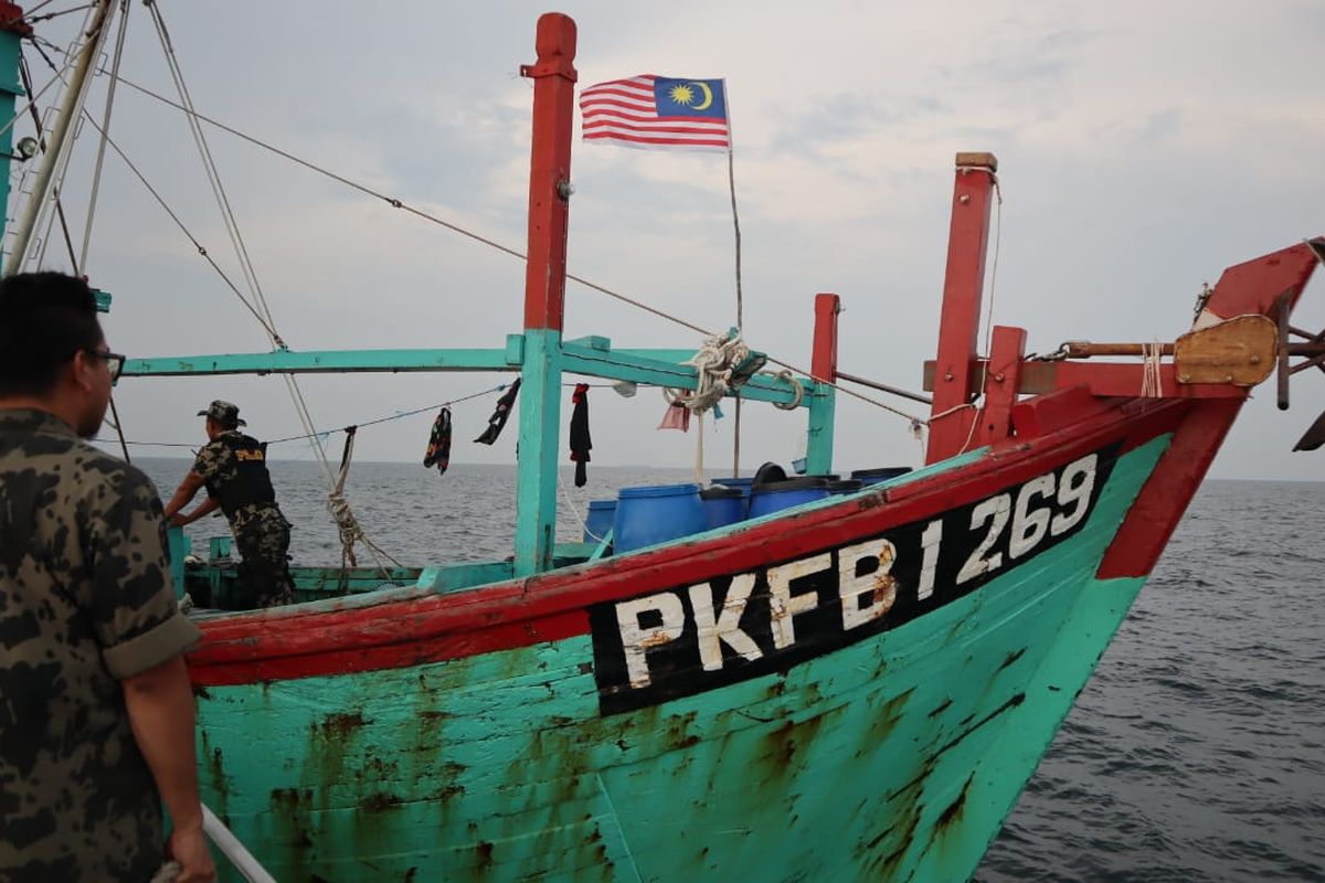 Kementerian Kelautan dan Perikanan (KKP) mengamankan satu kapal ikan asing (KIA) ilegal berbendera Malaysia di Wilayah Pengelolaan Perikanan Negara Republik Indonesia (WPPNRI) 571 Selat Malaka