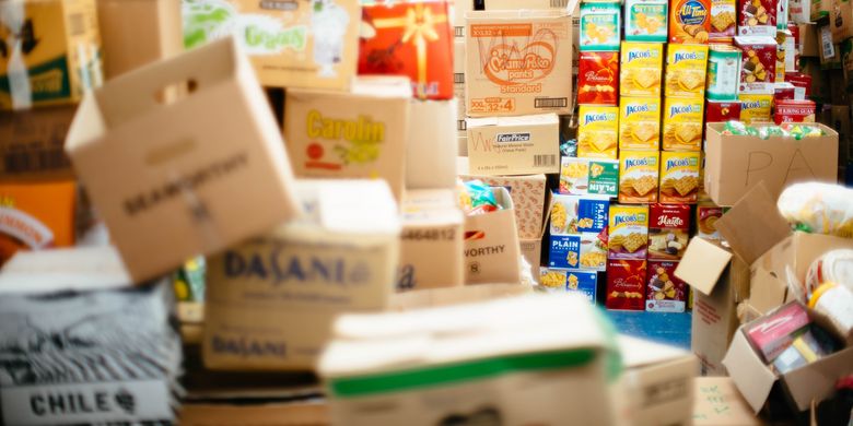 Ilustrasi sembako. Promo JSM Superindo. Promo JSM Superindo 27 Februari-1 Maret 2026. Promo Superindo.