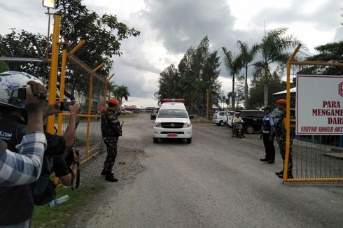 Jenazah Prajurit TNI Korban Penembakan di Nduga Papua Tiba di Timika