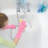 4 Tips Membersihkan Noda Buih Sabun di Kamar Mandi