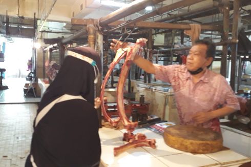Curhat Pedagang Daging Sapi di Pasar Kramat Jati: Kami Jual Tetap Enggak Ada Pembeli