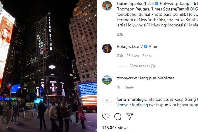 Foto Hotman Paris muncul di billboard Times Square, New York.