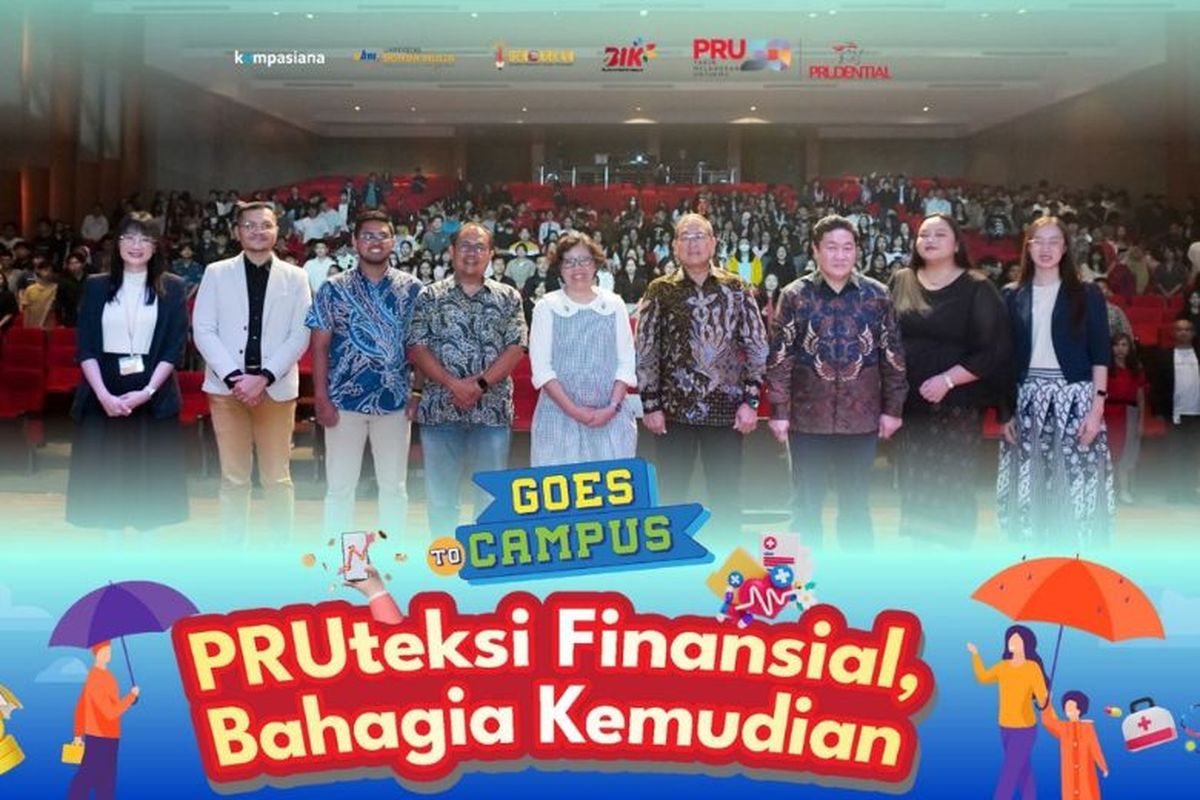 Para narasumber dan mahasiswa dalam acara "PRUteksi Finansial, Bahagia Kemudian" di The UBM Grand Auditorium, Jakarta Utara (Jakut), Kamis (2/10/2025).
