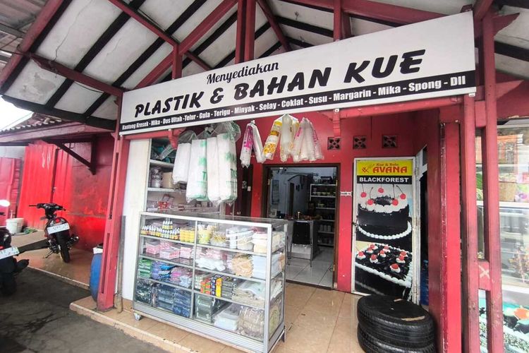 Pedagang Kaget Harga Plastik Kian Mencekik, Banyak Pelanggan Batal Transaksi