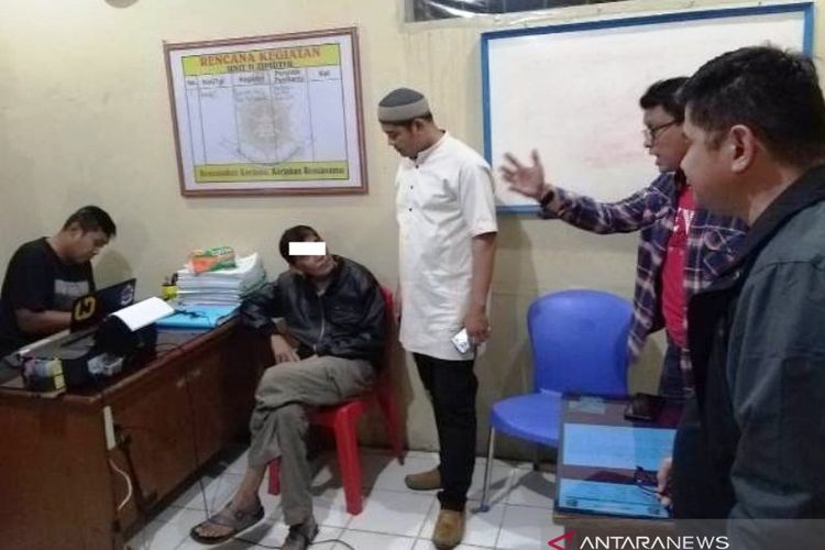 Pemeriksaan dokter hewan warga Limapuluh Kota di Mapolres Limapuluh Kota