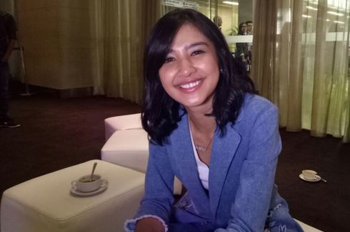Mikha Tambayong Ingin Dikenal Sebagai Penyanyi dan Artis Peran