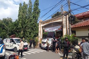 Ledakan di SMAN 72 Kelapa Gading Saat Shalat Jumat, Brimob Sterilkan Lokasi