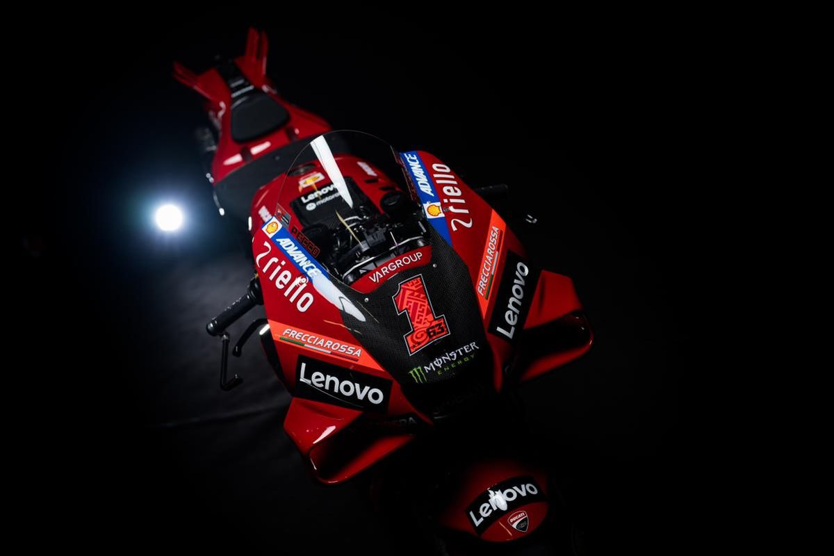 Francesco Bagnaia menggunakan nomor start 1 pada Ducati Desmosedici GP23 untuk MotoGP 2023