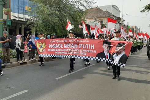 Sambut Pelantikan, Foto Jokowi dan Ma'ruf Amin Diarak dengan Gerobak Sapi Lewat Malioboro