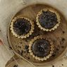 Jangan Buang Biskuit Melempem, Bikin Jadi Choco Cheese Tart