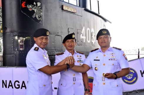 Kapal Selam TNI AL KRI Nagapasa-403 Kini Punya Komandan Baru