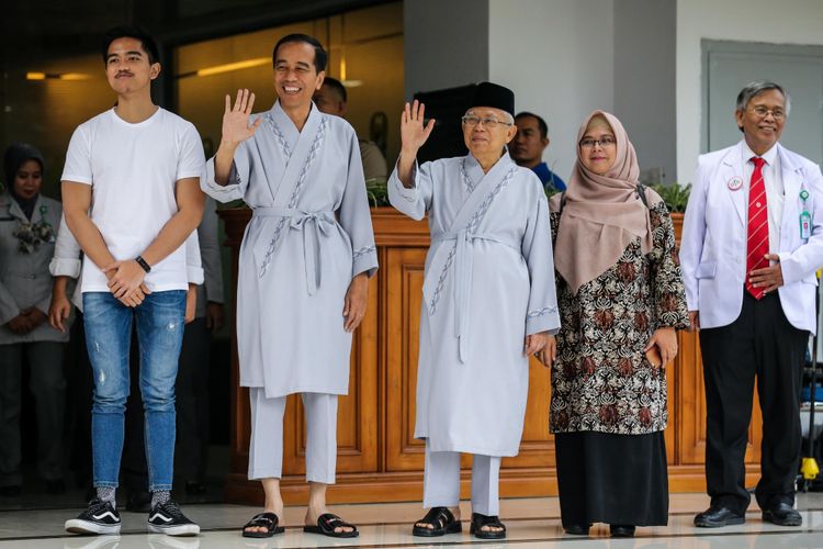 Calon Presiden dan Wakil Presiden, Joko Widodo dan Maruf Amin bersiap menjalani pemeriksaan kesehatan di Rumah Sakit Pusat Angkatan Darat Gatot Subroto, Jakarta, Minggu (12/8/2018). Selain pasangan Jokowi-Maruf Amin, pasangan Prabowo Subianto-Sandiaga Uno juga akan menjalani pemeriksaan kesehatan pada hari Senin 13 Agustus. Pemeriksaan kesehatan tersebut merupakan satu diantara syarat wajib yang diberlakukan KPU bagi capres dan cawapres untuk mengikuti Pilpres mendatang.