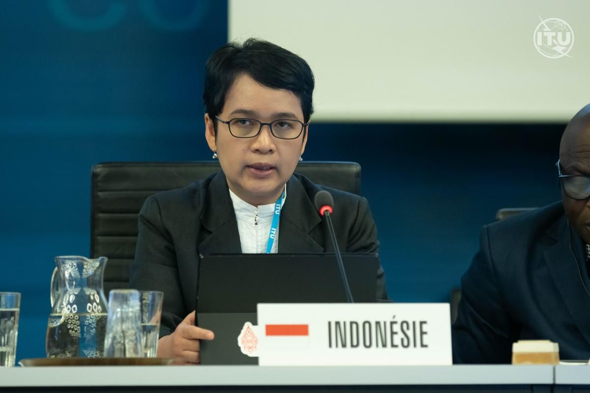 Sekretaris Jenderal (Sekjen) Kementerian Komunikasi dan Informatika (Kemenkominfo) Mira Tayyiba mewakili Pelaksana Tugas (Plt) Menteri Komunikasi dan Informatika (Menkominfo) Mahfud MD dalam Panel 1 High Level Segment of the International Telecommunication Union (HLS-ITU) 2023 di Jenewa, Swiss, Selasa (11/7/2023).

