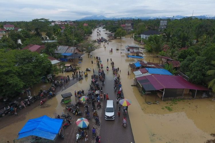 Pantauan udara lokasi banjir di Kecamatan Tanah Luas, Kabupaten Aceh Utara, Provinsi Aceh, Rabu (5/10/2022)