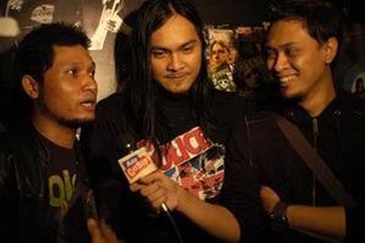 Andra Amp The Backbone Kesalahan Album Pertama Ada warna baru di album kedua ini, yang tidak ada dalam album pertama. andra amp the backbone kesalahan
