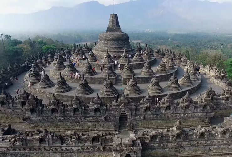 Harga Tiket Candi Borobudur April 2024 dan Cara Belinya