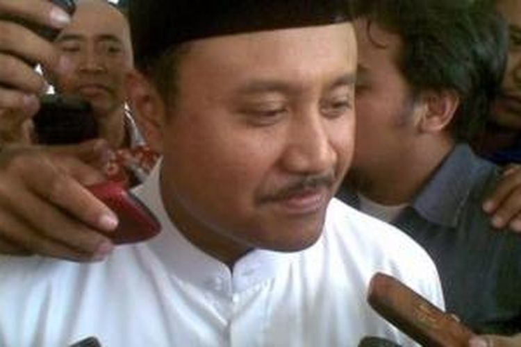 Wakil Gubernur Jawa Timur, Saefullah Yusuf saat berkunjung ke Pondon Pesantren Lirboyo, Kediri.