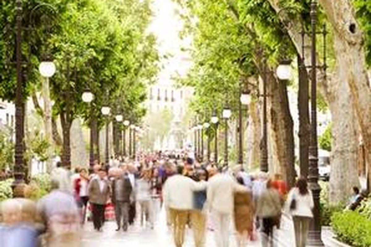 Kebiasaan berjalan kaki juga membuat mereka lebih sehat.