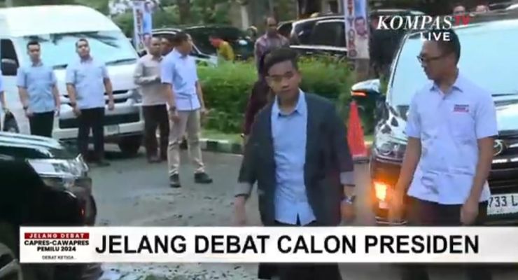 Gibran Mohon Doa Agar Prabowo Lancar Hadapi Debat Pilpres Malam Ini