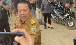Saat Pemprov Lampung Nunggak Pajak Mobil Dinas Gubernur tapi Bisa Perbaiki Jalan secara Kilat...