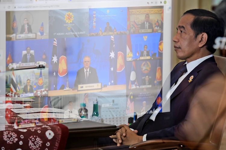 Presiden Joko Widodo menyatakan khawatir program kemitraan AUKUS antara Australia, Inggris dan Amerika Serikat dapat memicu persaingan di kawasan.