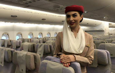Intip Mewahnya Kabin Pesawat A380 Emirates yang Mendarat Perdana ...