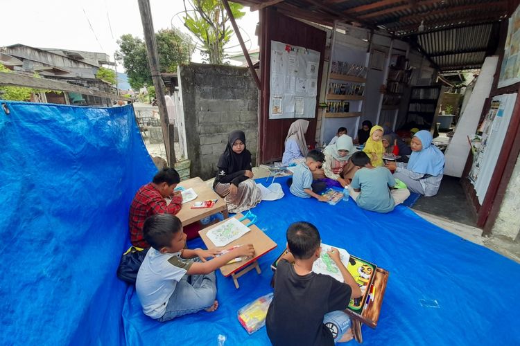 Lewat Sigupai Mambaco, Nita Menjemput Anak-anak Abdya untuk Mencintai Buku