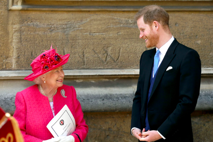 Pangeran Harry dan Ratu Elizabeth II