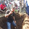 Polisi Bongkar Makam Korban Kericuhan Pilkades di Bima