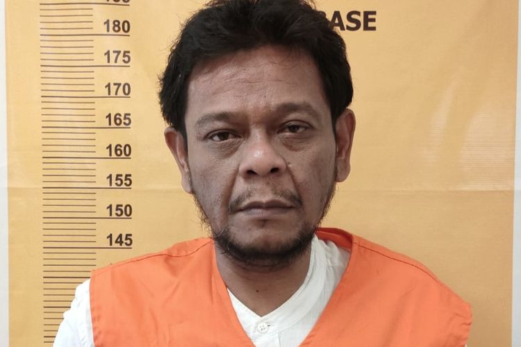 Tersangka kasus korupsi, Mohammad Iqbal saat ditahan di Rutan Mapolda Riau, Jumat (19/1/2024).