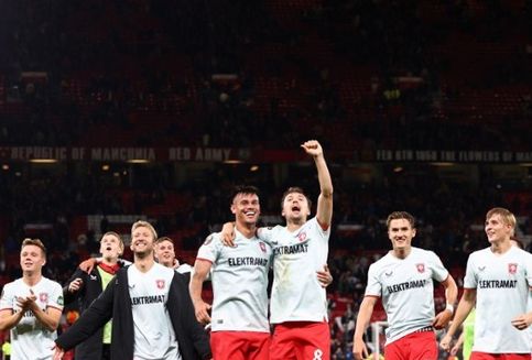 Mees Hilgers Beri Pesan Mendalam Usai Menghilang dari FC Twente