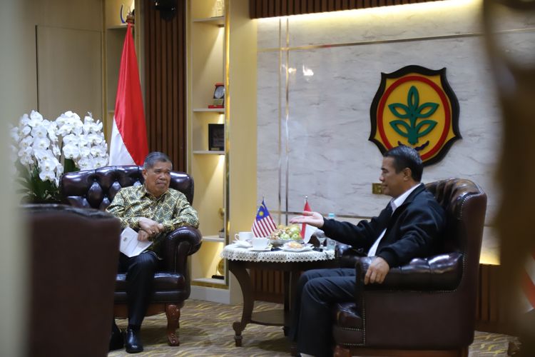 Malaysia Ingin Impor Beras Indonesia, Mentan: Kami Jaga Stok Dulu