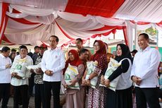 Presiden Jokowi Serahkan Beras Bantuan Pangan Tahap II kepada Warga Cilegon