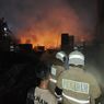 Puluhan Kontrakan di Kemanggisan Terbakar, 3 Warga Sesak Napas Dievakuasi