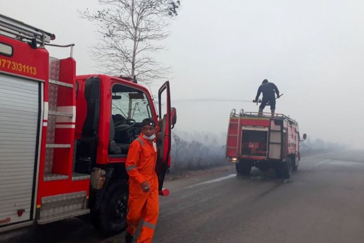 Sedikitnya lahan seluas 240,77 hektar di Kabupaten Natuna, Kepulauan Riau hangus terbakar, hingga berdampak pada terganggunya aktivitas lalu lintas.