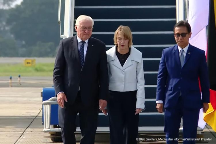 Presiden Jerman Tiba di Jakarta Bersama Ibu Negara, Akan Bertemu Prabowo Hari Ini