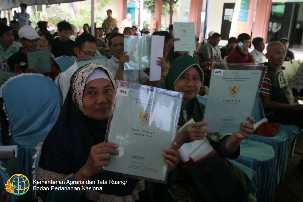 sekitar 243.000 bidang tanah di Provinsi DKI Jakarta belum terdaftar. 