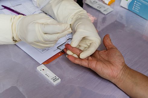 Penanganan Wabah Covid-19, PCR dan Rapid Test Saling Melengkapi