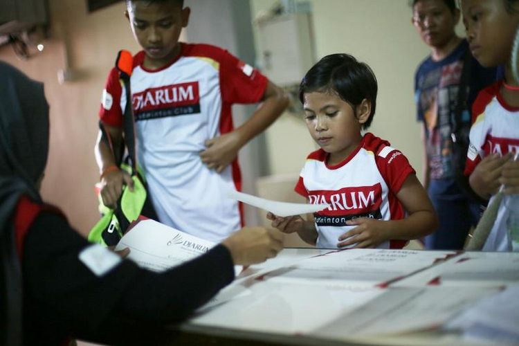 Program Associate Bakti Olahraga Djarum Foundation Abraham Delta Oktaviari mengapresiasi tingginya antusiasme masyarakat dengan Audisi Umum Djarum Beasiswa Bulutangkis 2018 di Balikpapan.