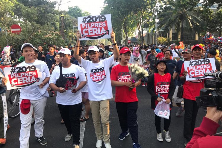 Kampanye Pilpres Ceria pelajar Surabaya di CFD Taman Bungkul Surabaya, Minggu (23/9/2018)