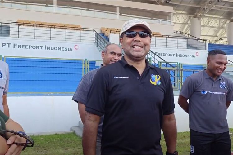 Petinggi PT Freeport Indonesia, Claus Wamafma, melihat Papua Football Academy (PFA) kian menjelma jadi ikon baru Bumi Cenderawasih.