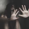 “Chatting” yang Berujung Pilu, Siswi SMP Diperkosa lalu Diperas Pemuda 18 Tahun